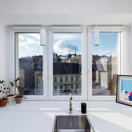 Old Town Velvet Retreat - Style And Comfort Апартаменты Братислава